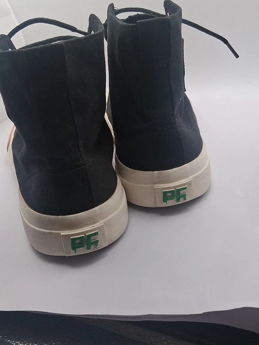 P.F. Flyers Black Canvas High-Top Sneakers with Off-White & Light Brown Sole - Picture 3 of 4